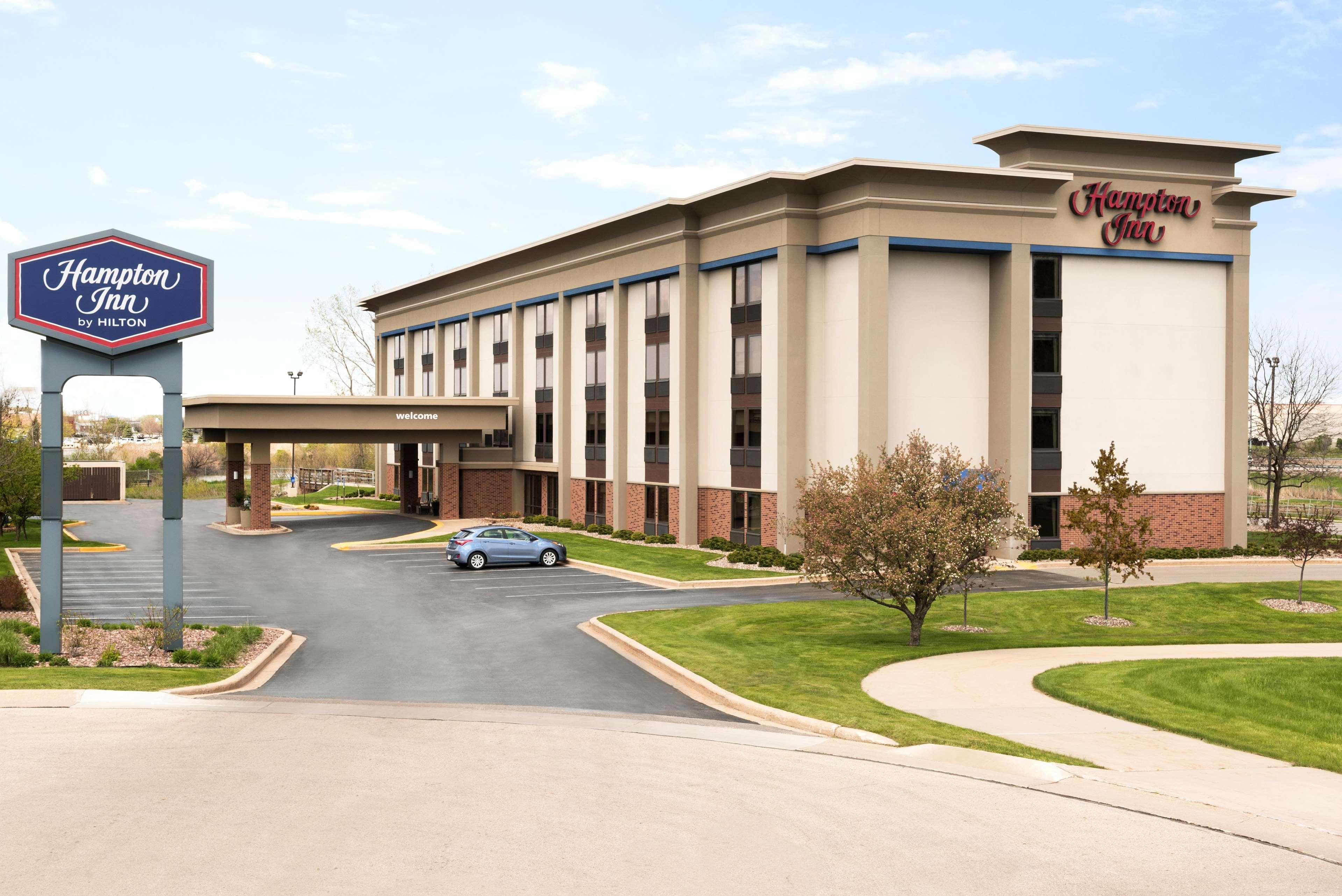 Hampton Inn Appleton-Fox River Mall Area Buitenkant foto